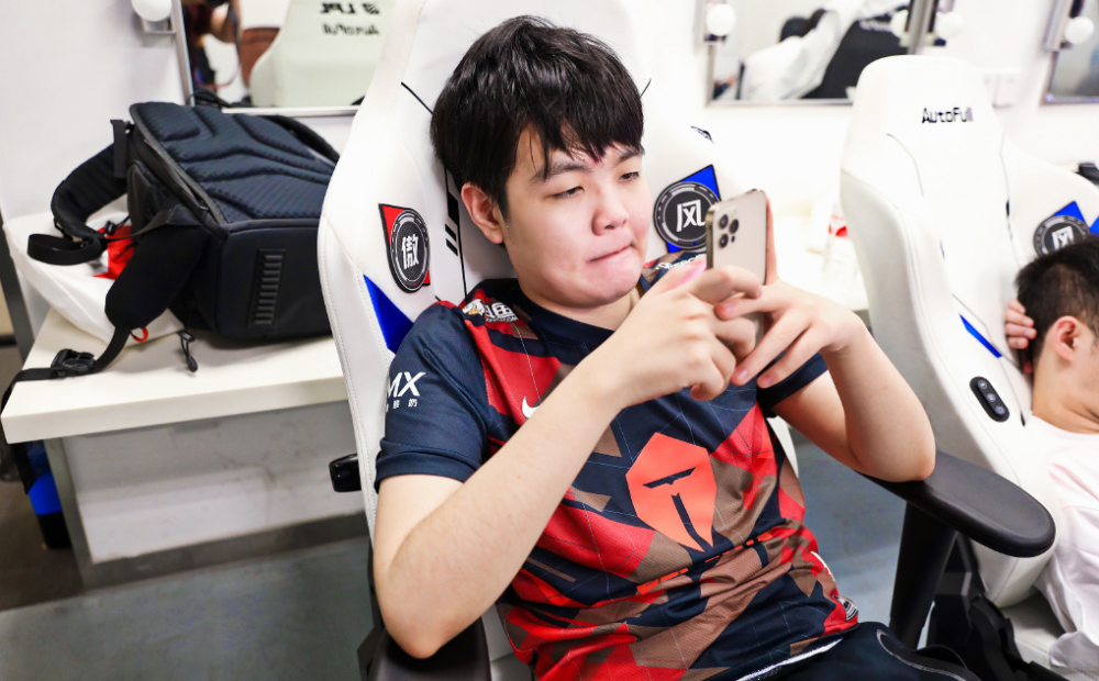 离谱！JackeyLove关键时刻爆冷波尔图扳平良机备战欧篮联，浓眉哥连续五场比赛得分超过比分优势明显的简单介绍-九游体育平台